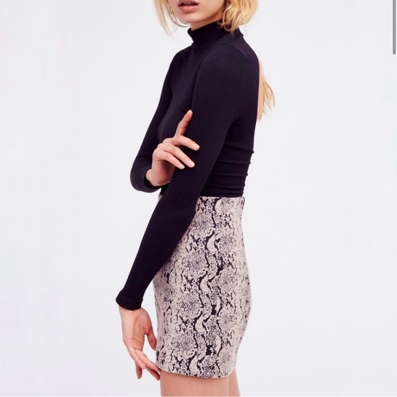 Free People Snake Mini Skirt, FP women’s snakeskin eras tour concert outfit - Picture 6 of 7